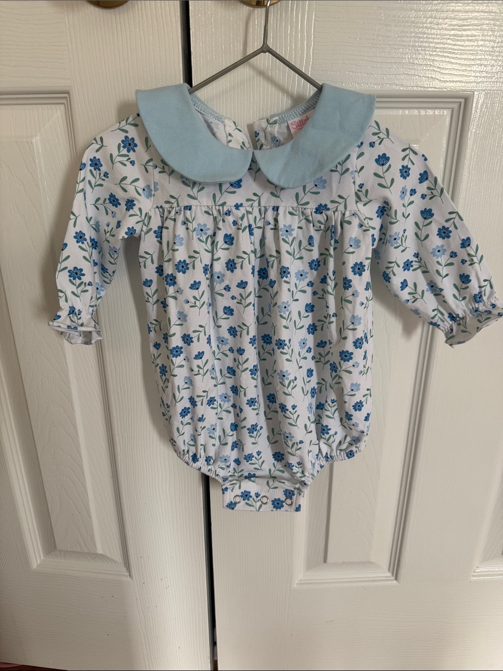 Stitchy Fish Blue Floral Bubble